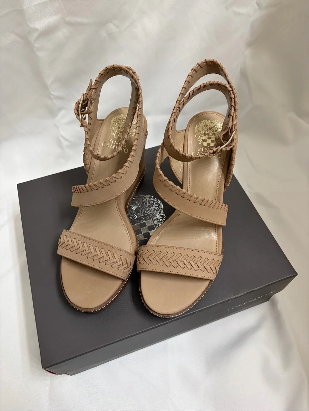 Vince Camuto VC-Ivanta Almond Beige Leather Wedge Sandals  8.5 NWT